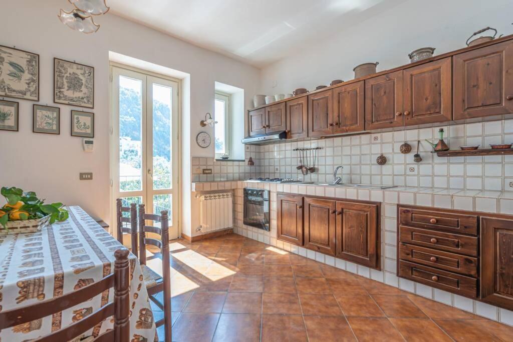 Casa Gege', For Up To 5 Guests, Shared Pool, Sorrento Center Apartment Exterior photo